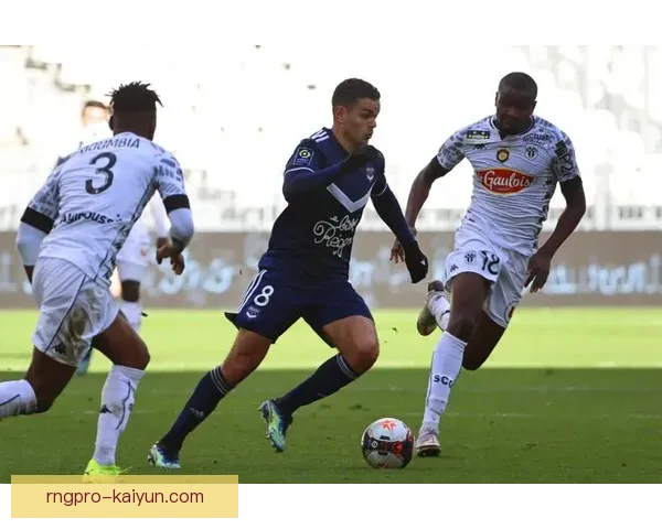 里昂防线稳定，状态回暖助力球队争取更佳成绩